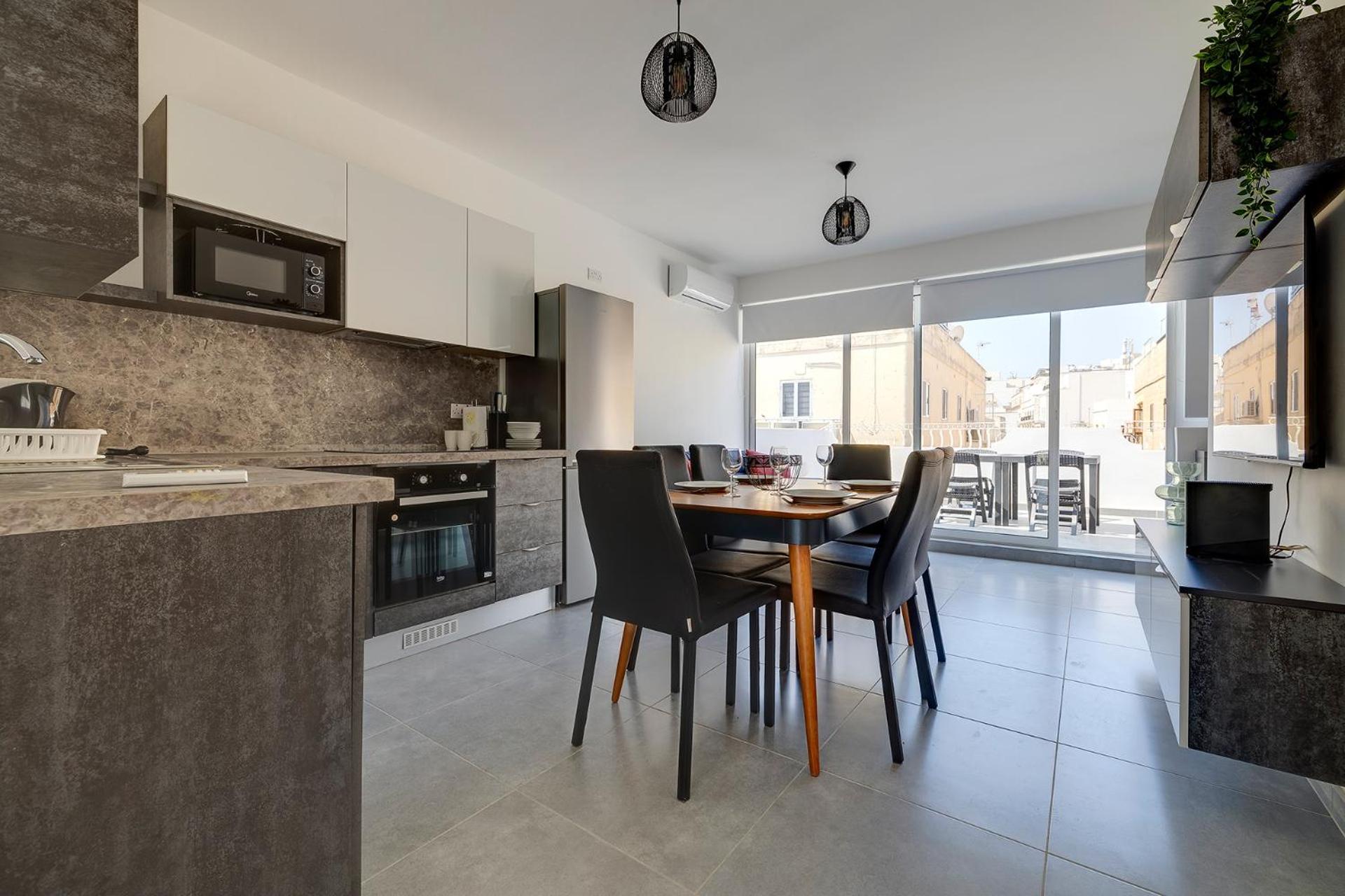Stunning 2Br Holiday Penthouse In Central Sliema Exteriör bild