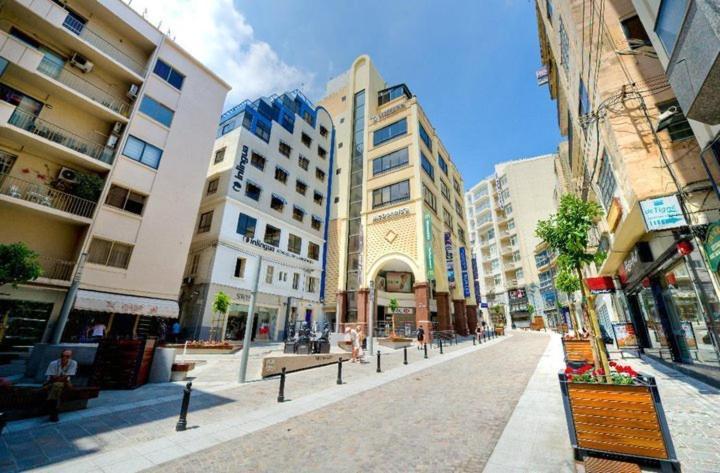 Stunning 2Br Holiday Penthouse In Central Sliema Exteriör bild