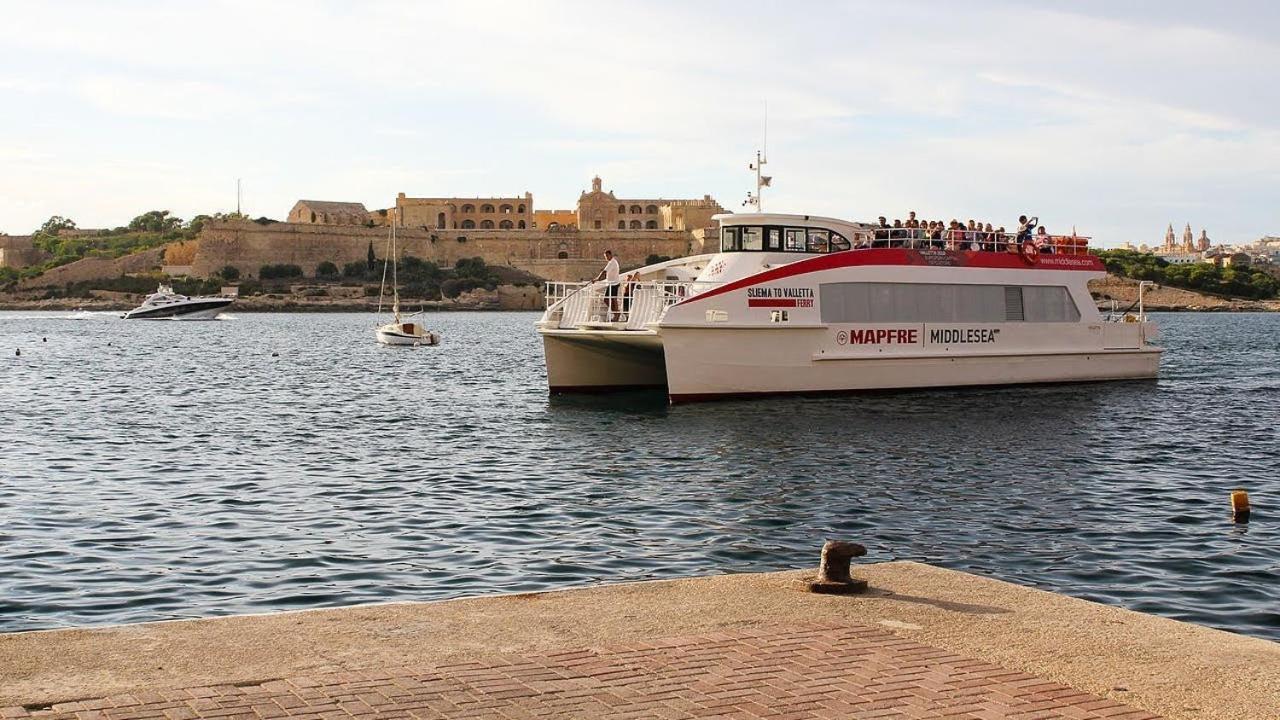 Stunning 2Br Holiday Penthouse In Central Sliema Exteriör bild